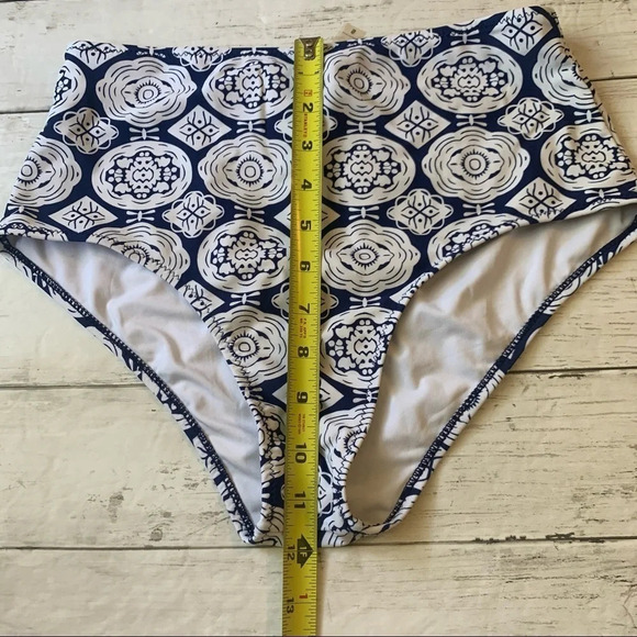 Cupshe High Waisted Bikini Bottoms Blue White Floral Print  Small - Picture 5 of 5